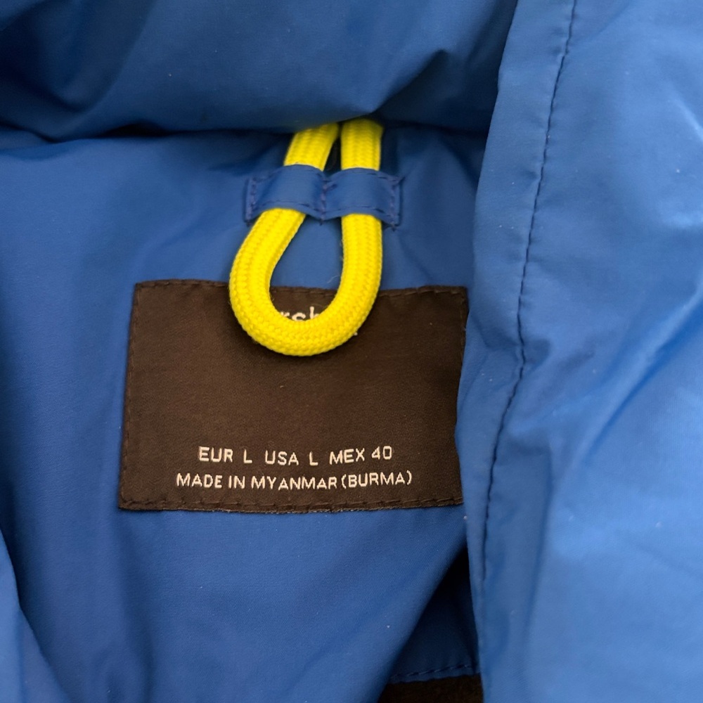 Men’s Bershka puffer jacket - Picture 6 of 7